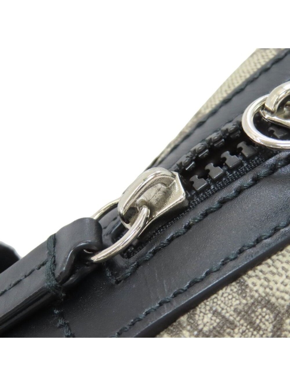 Gucci Small Backpack GG Supreme - Picture 12 of 15